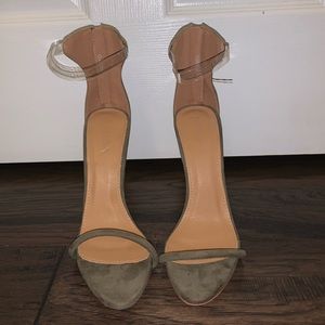 Public desire high heels